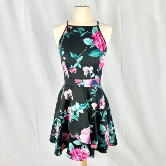 NWT Speechless fit and flare dress 9 - Picture 1 of 8